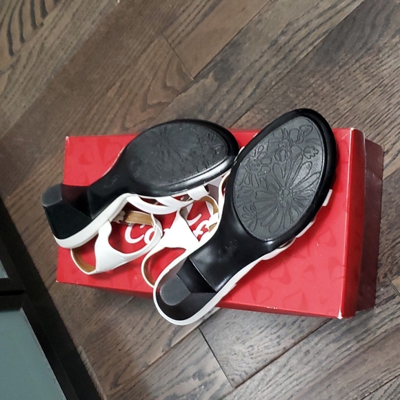 New with Box I ♡ Comfort Shoes - Picture 5 of 6